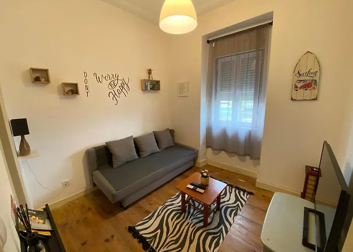 Tomas Surf Shelter Apartment